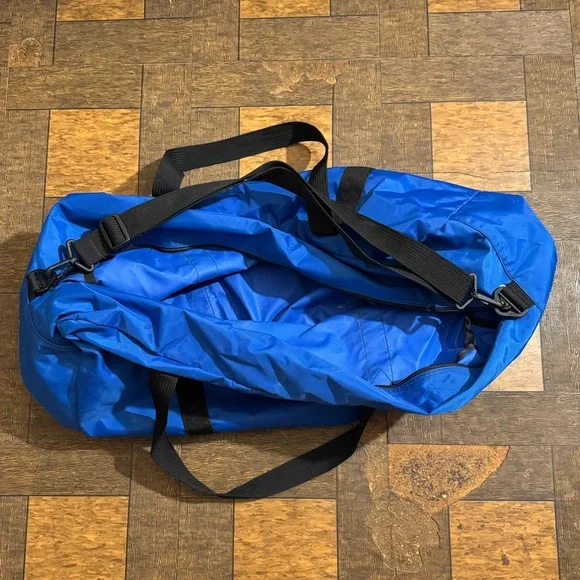 Nike Dunk Duffle Bag Jordan 1 Retro New Balance 2002R Adidas Samba Puma Speedcat